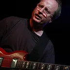 Bruce Arnold